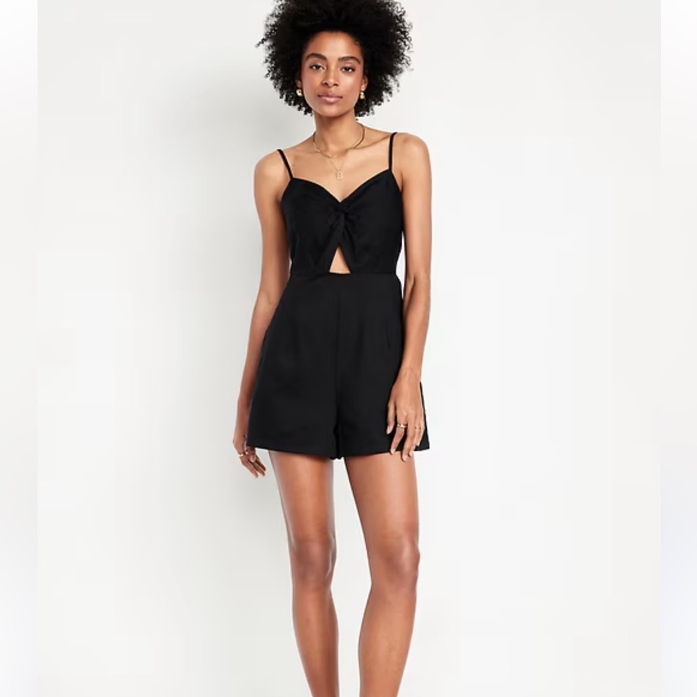 NWT Fit & Flare Twist Front Black Cami Romper